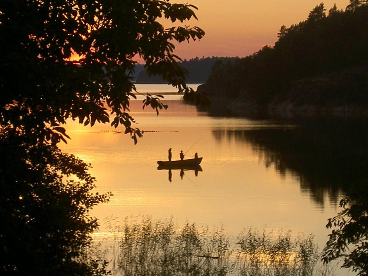 Вілла Gaerdsholmens Skaergardshemman "Eken" Edsbruk Екстер'єр фото